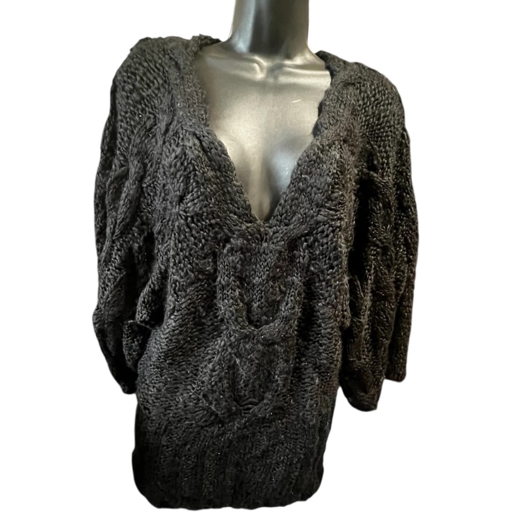 Bebe Sweater V Neck  M Cable Knit Bat sleeves Vintage EUC Wool blend NWOT Loose